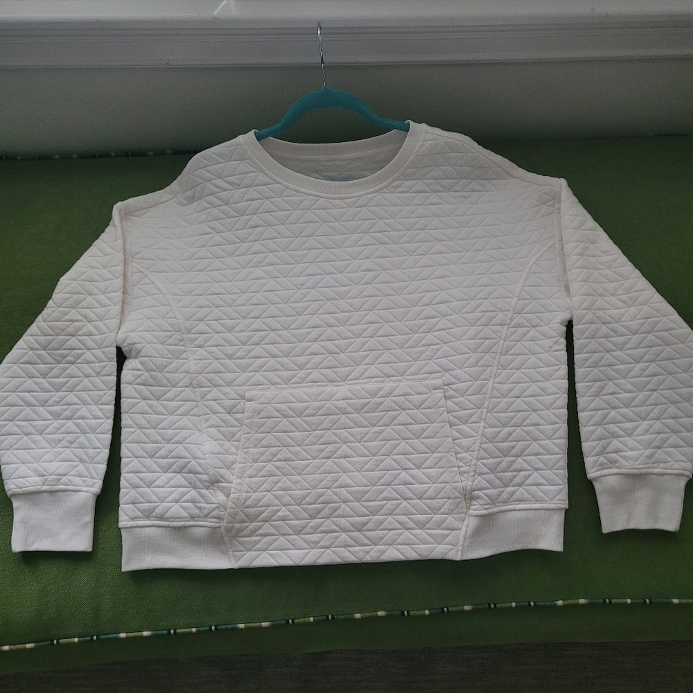 New Quilted Pullover With Kangaroo Pocket in Creamy White